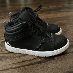 Jordan Heritage BP kids sneakers size 11